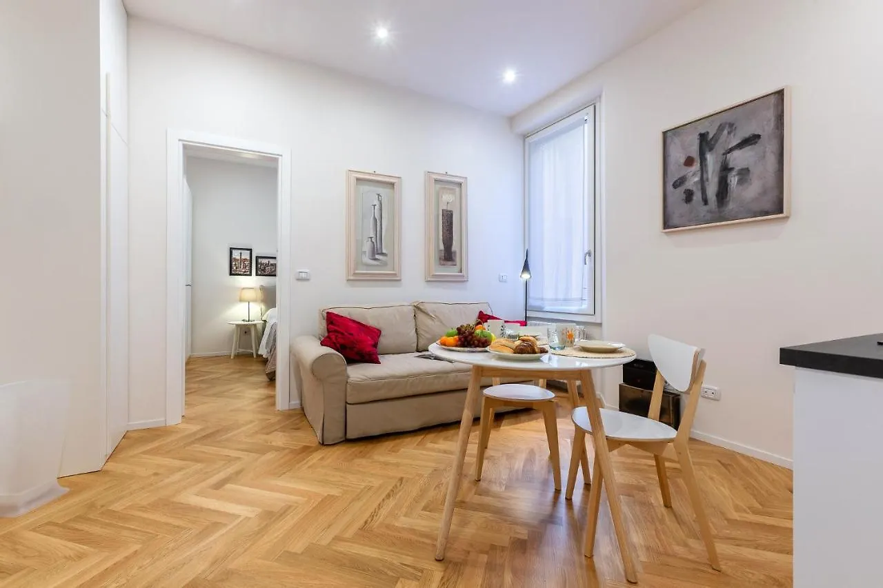 Bologna Piazza Del Nettuno Apartment